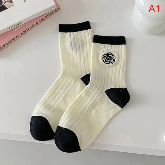 Women Tie-dye Middle Tube Socks